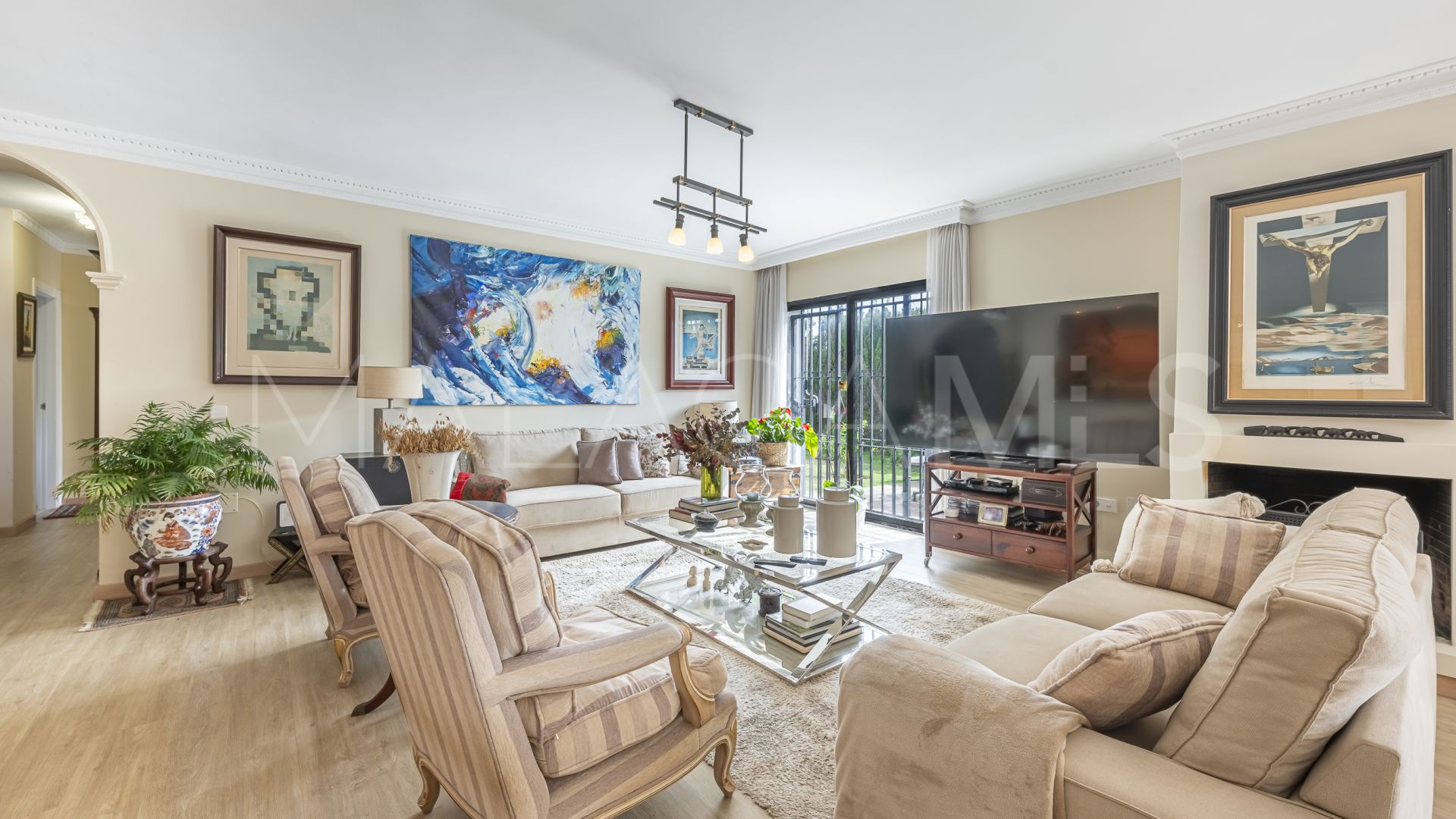 Villa for sale in Marbella Golden Mile