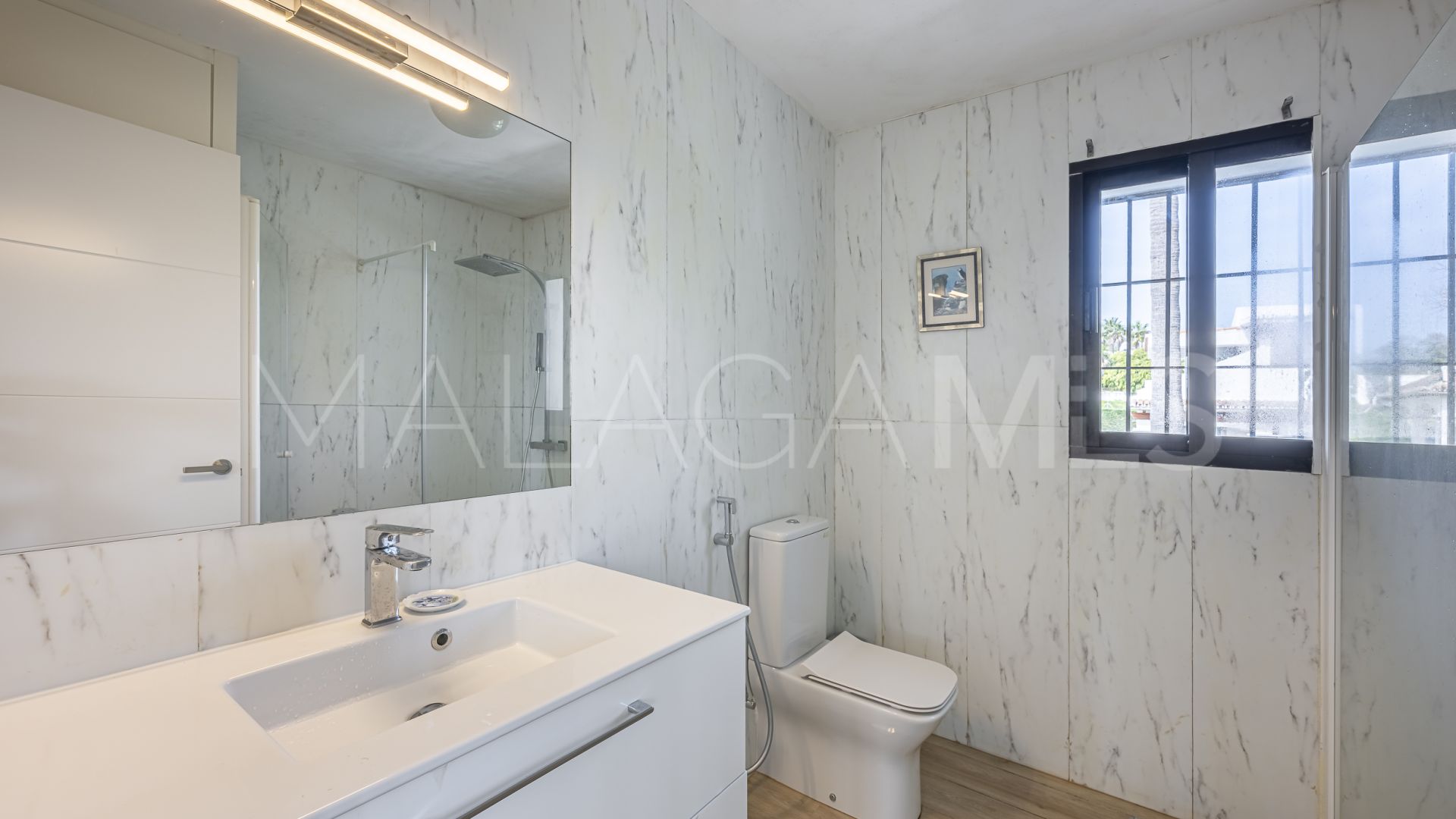 Villa for sale in Marbella Golden Mile