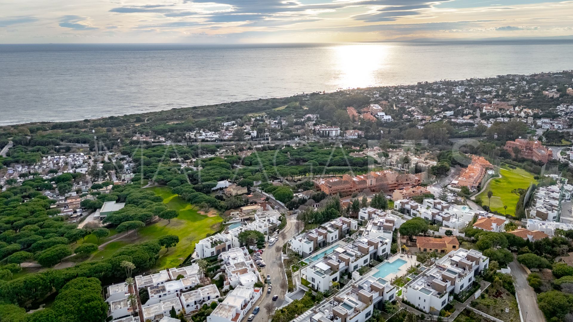 Ground floor duplex for sale in Cabopino