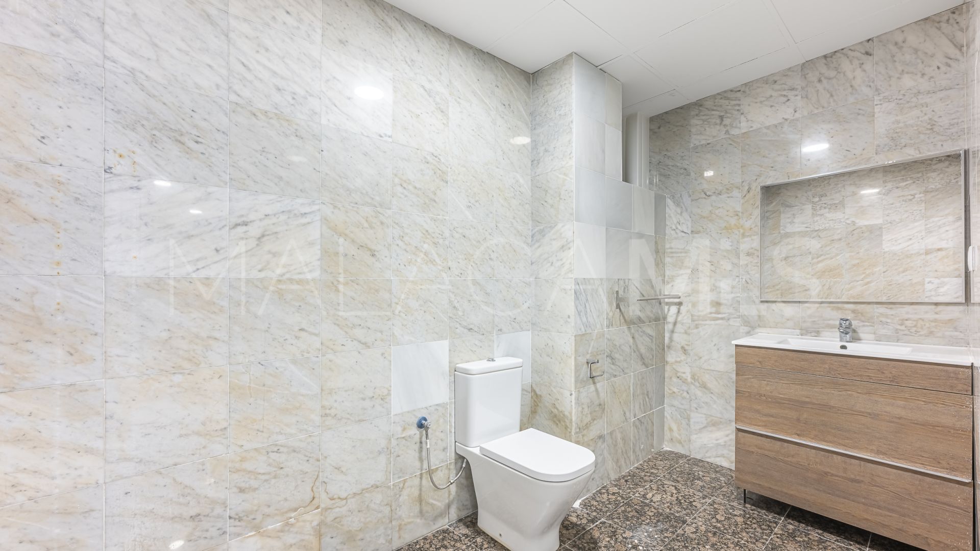 Local comercial for sale in Marbella Centro