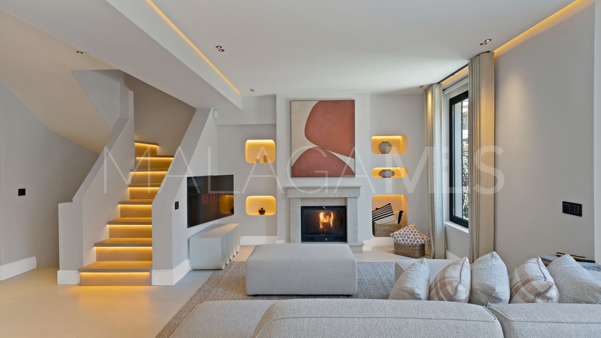 4 bedrooms town house in Azalea Beach for sale