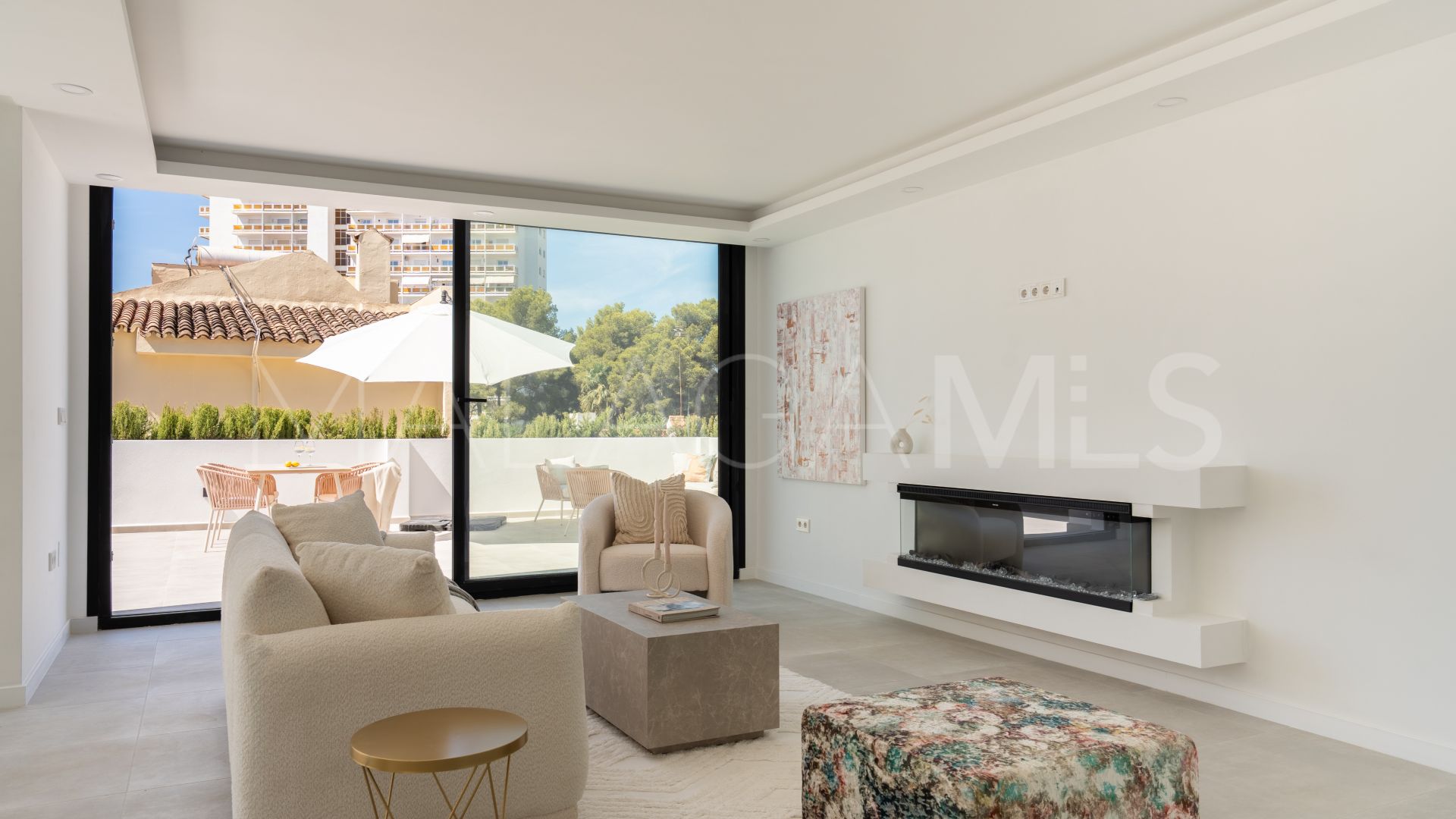 Villa for sale in La Campana