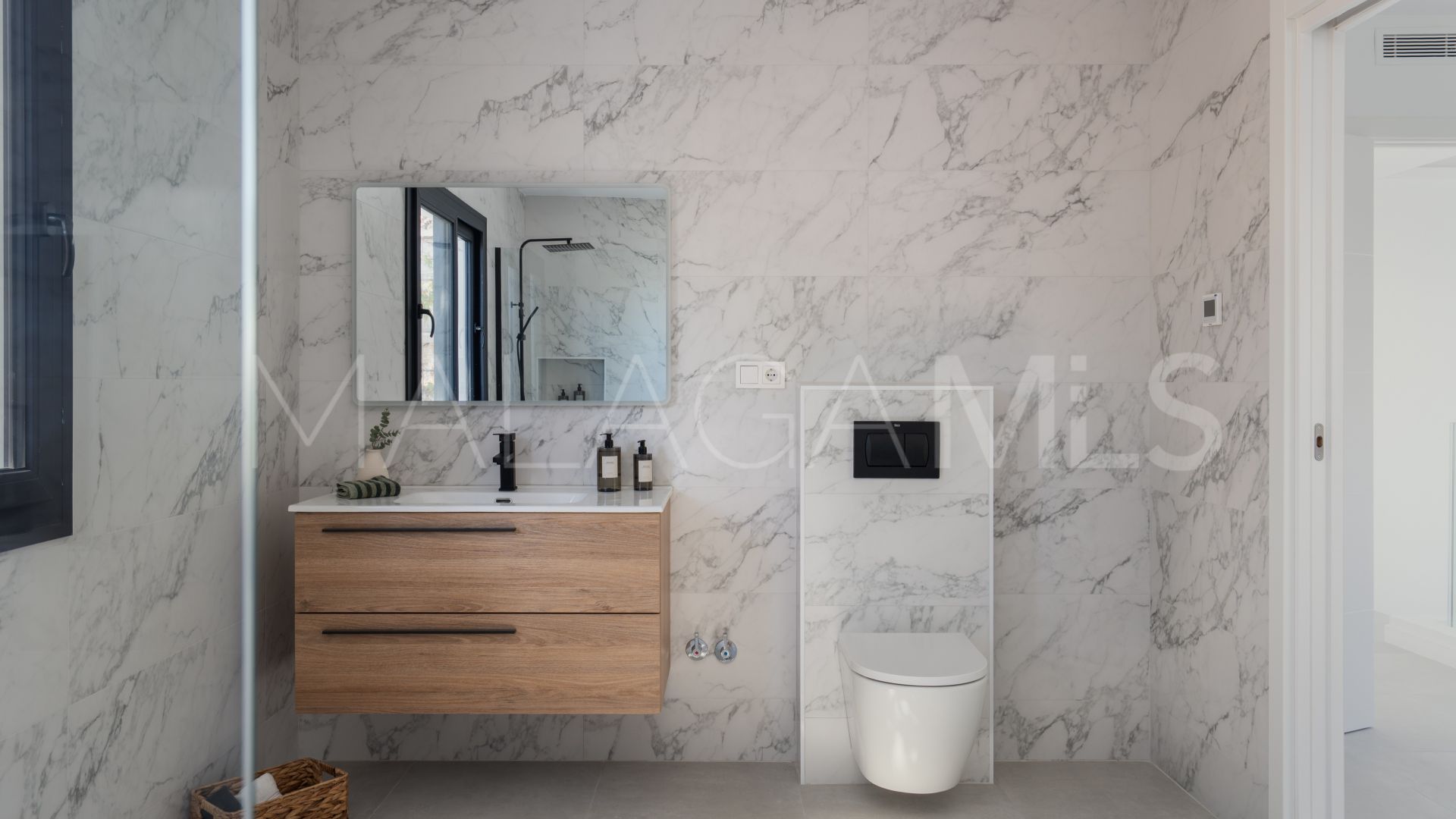 Villa for sale in La Campana