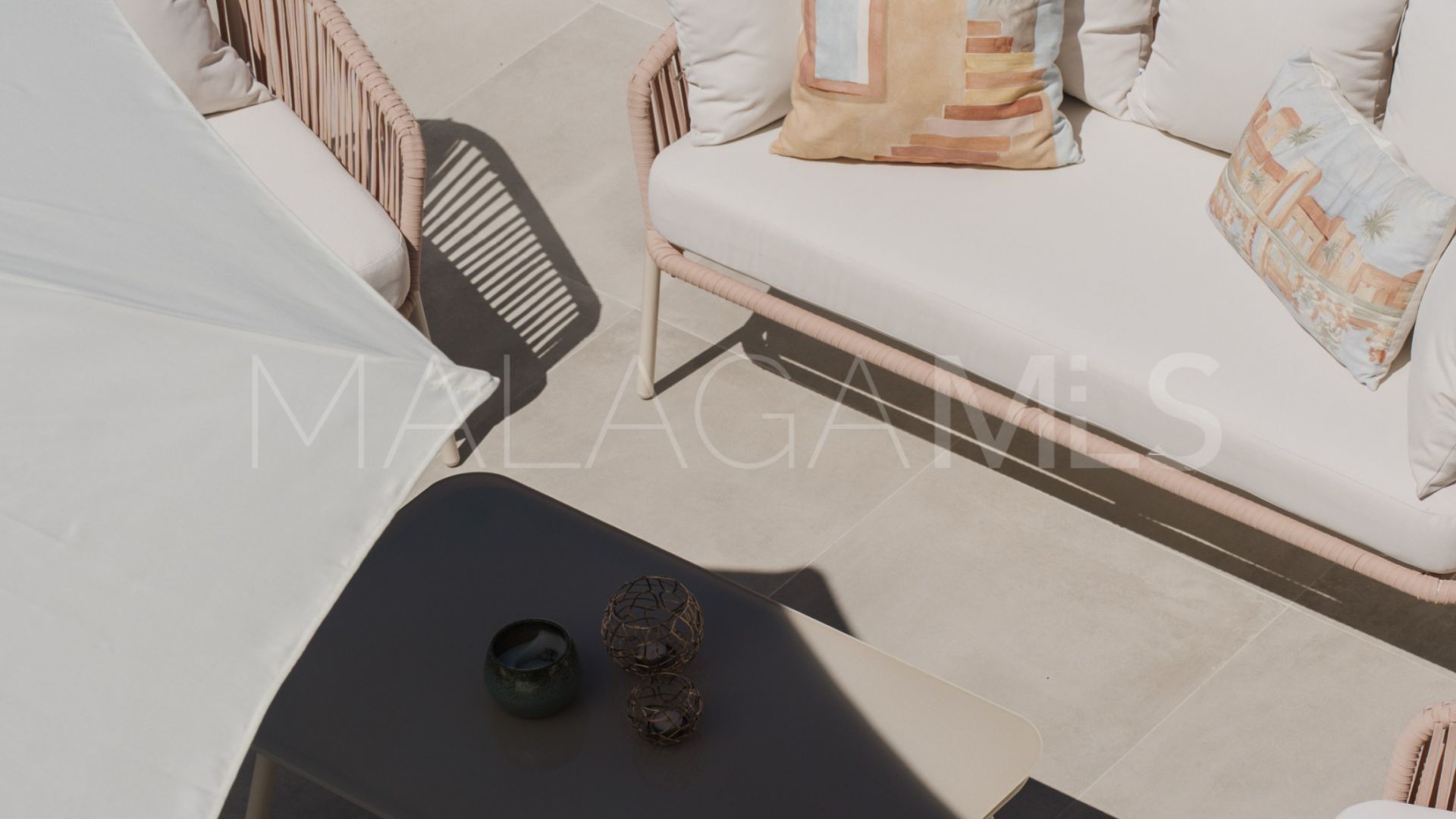 Villa for sale in La Campana