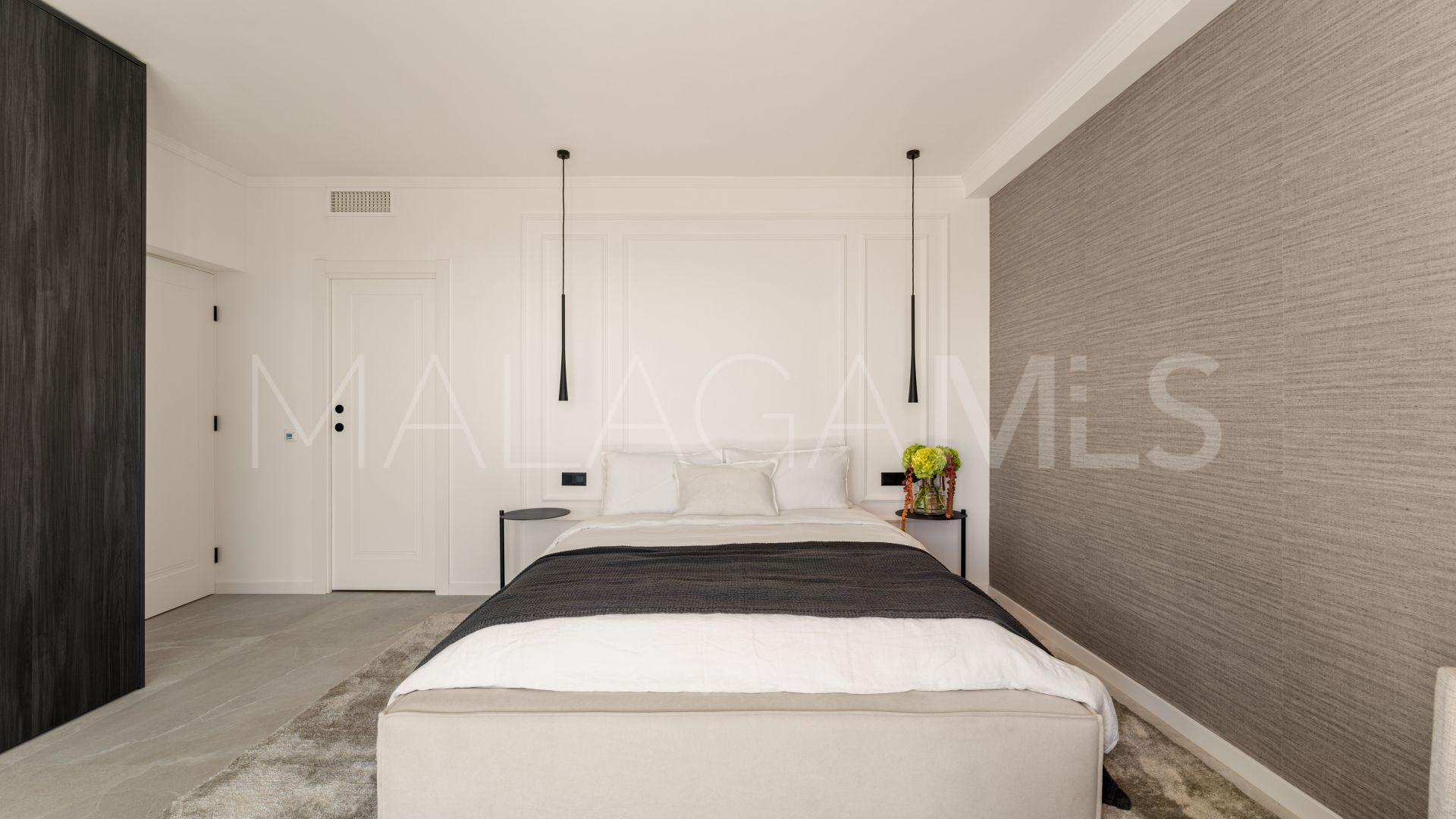 Duplex with 3 bedrooms for sale in Las Colinas de Marbella