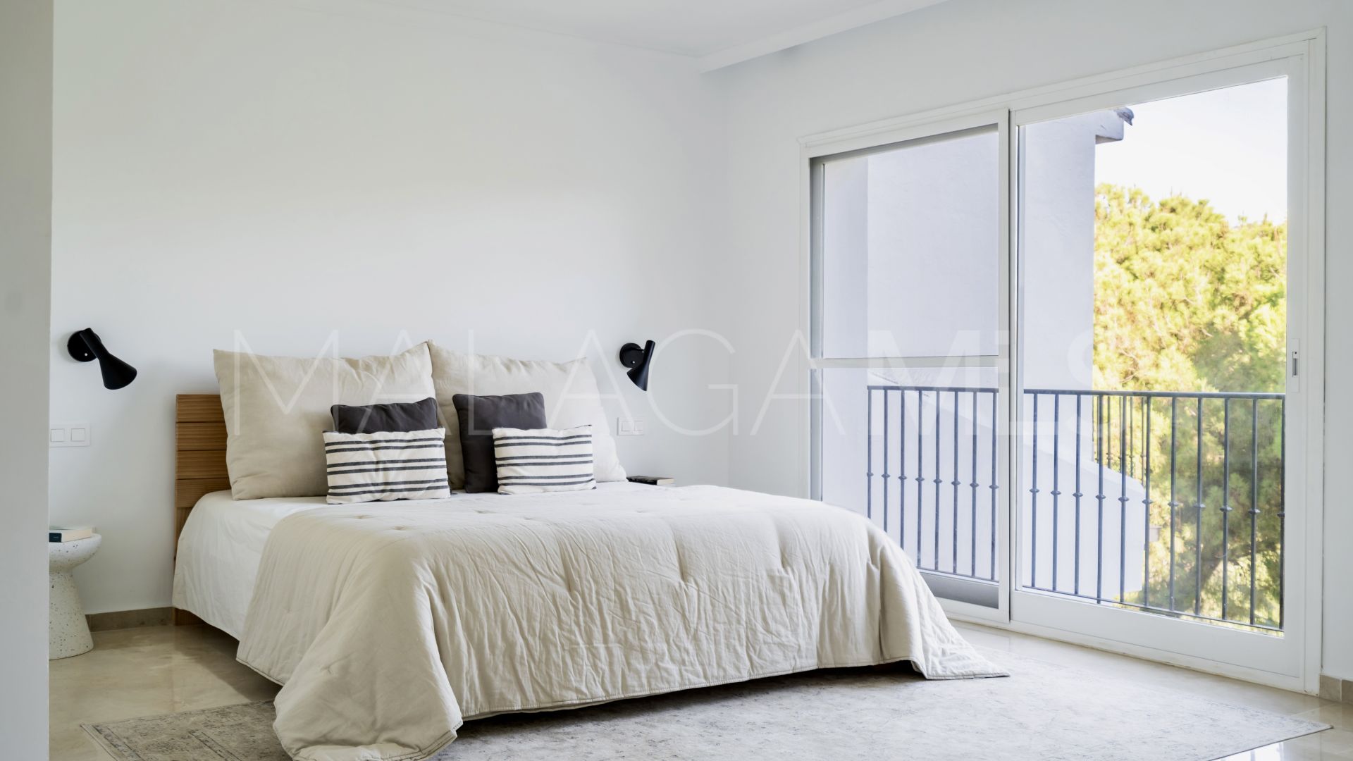 Las Encinas, adosado a la venta with 3 bedrooms