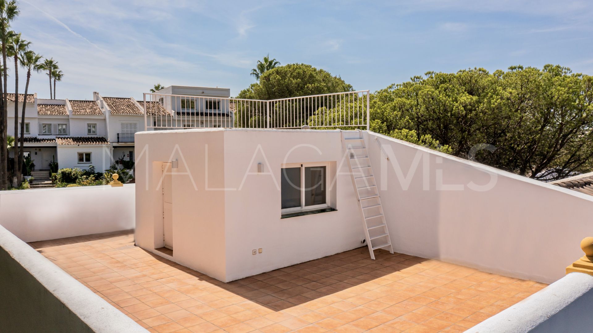 Las Encinas, adosado a la venta with 3 bedrooms