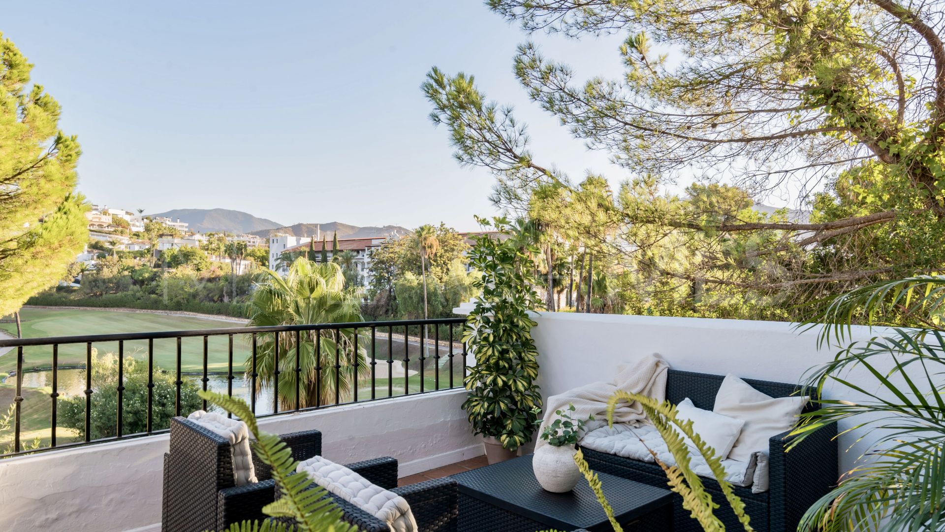 Las Encinas, adosado a la venta with 3 bedrooms