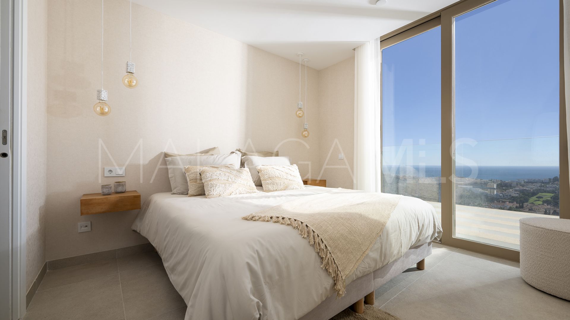 Duplex penthouse for sale in Mijas Costa with 2 bedrooms