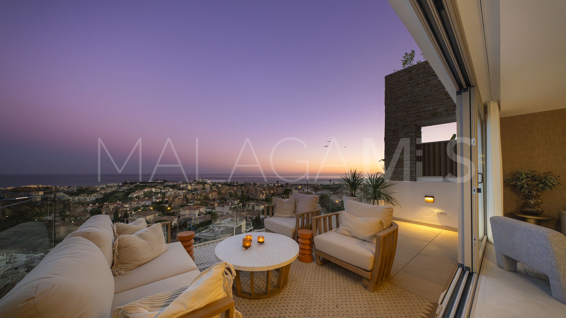 Duplex penthouse for sale in Mijas Costa with 2 bedrooms