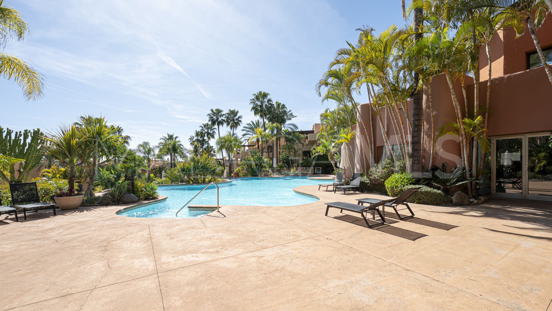 Ático for sale with 3 bedrooms in Marbella Golden Mile