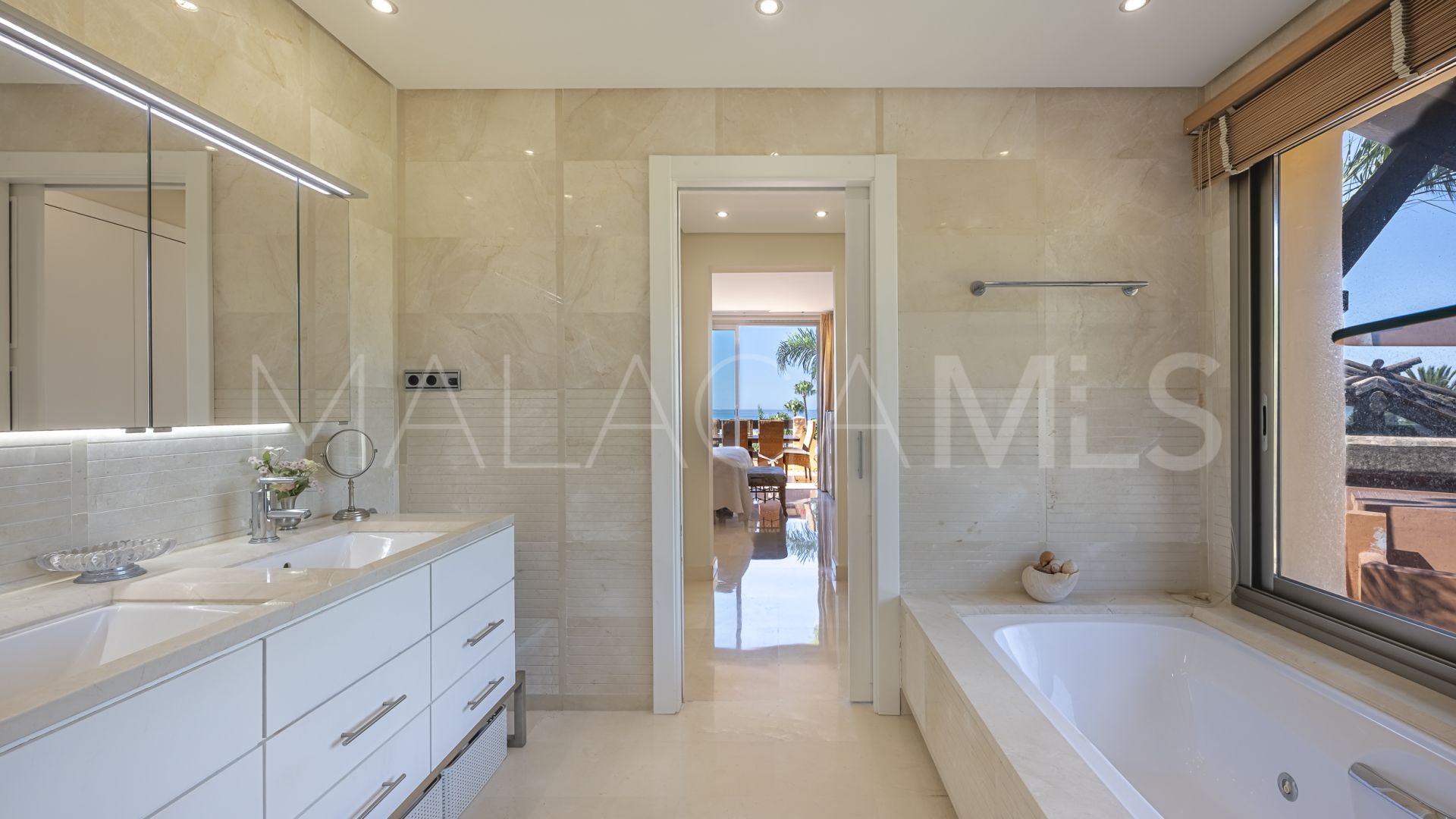 Ático for sale with 3 bedrooms in Marbella Golden Mile