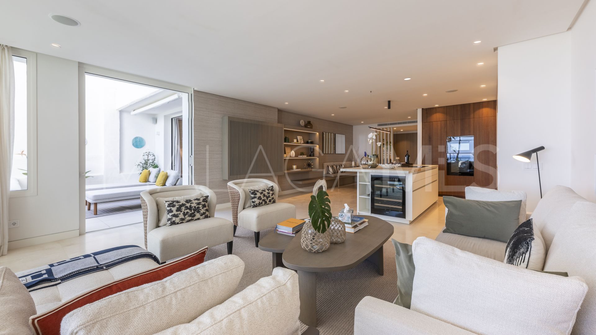 Apartamento planta baja for sale in Marina Puente Romano