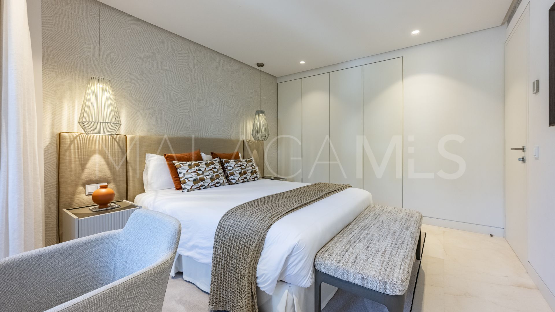 Apartamento planta baja for sale in Marina Puente Romano