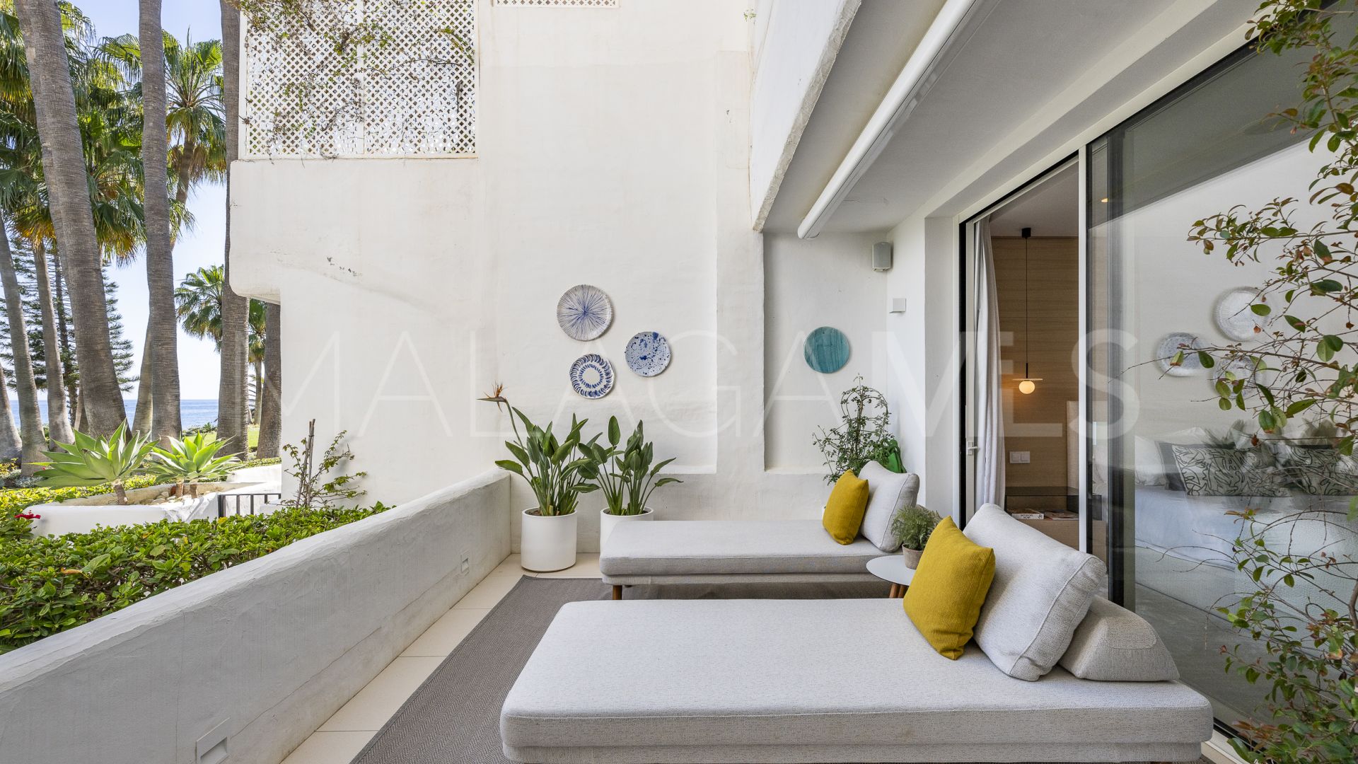 Apartamento planta baja for sale in Marina Puente Romano