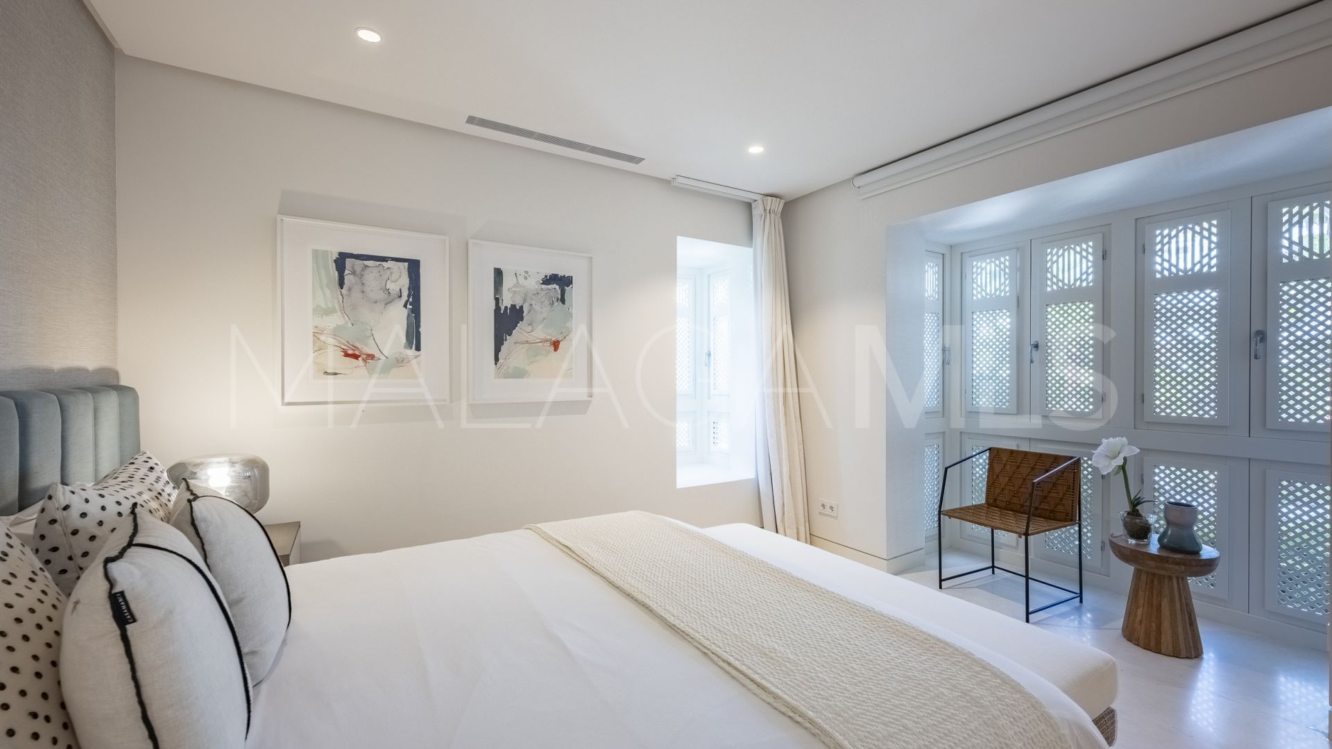 Apartamento planta baja for sale in Marina Puente Romano