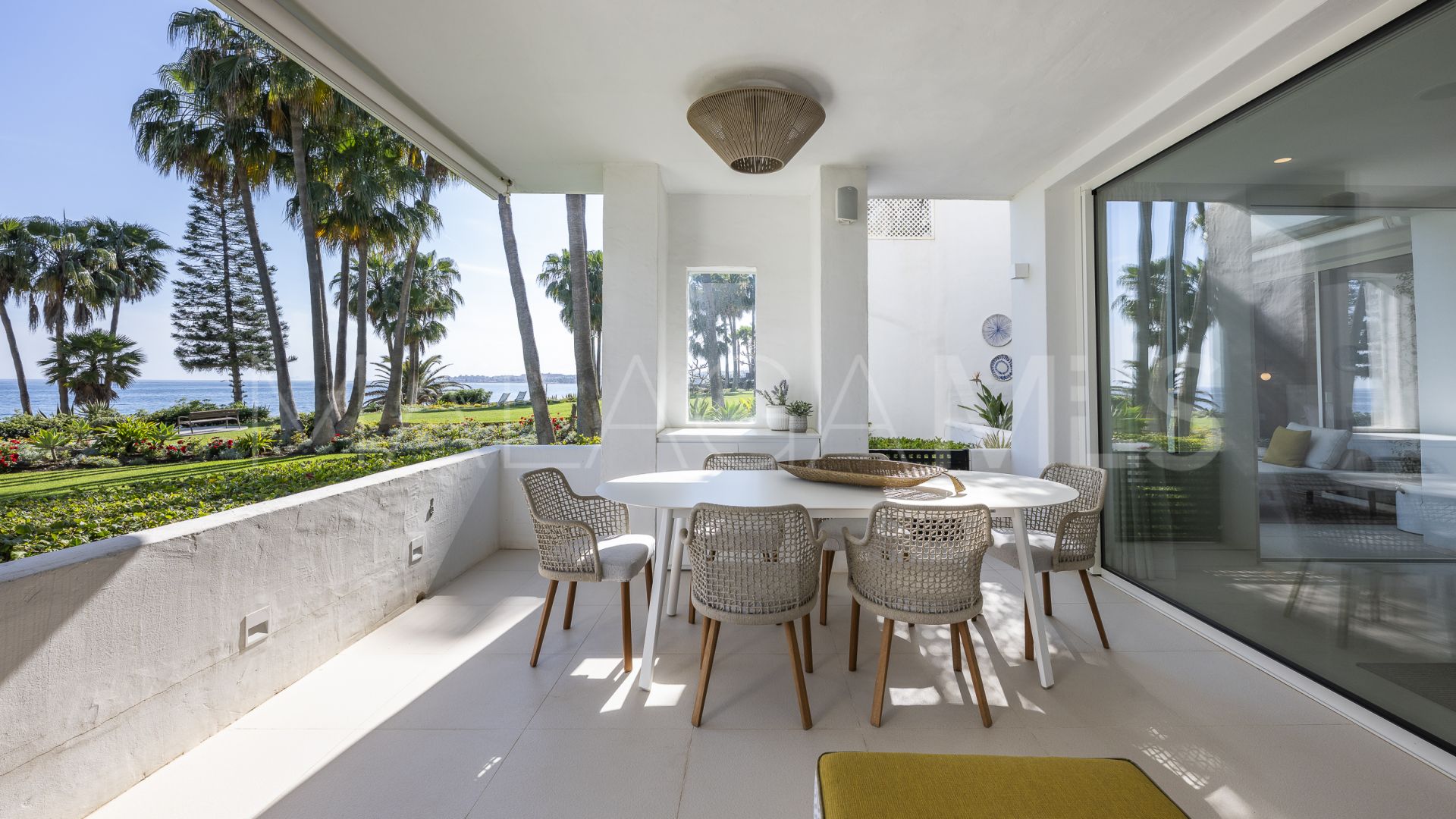 Apartamento planta baja for sale in Marina Puente Romano