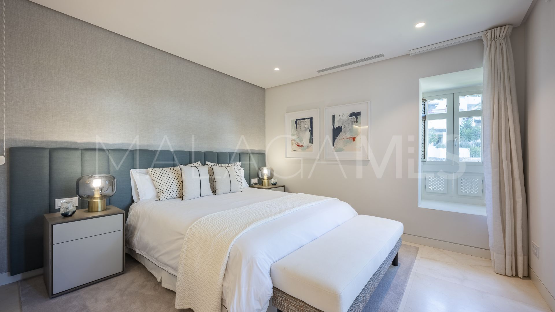 Apartamento planta baja for sale in Marina Puente Romano