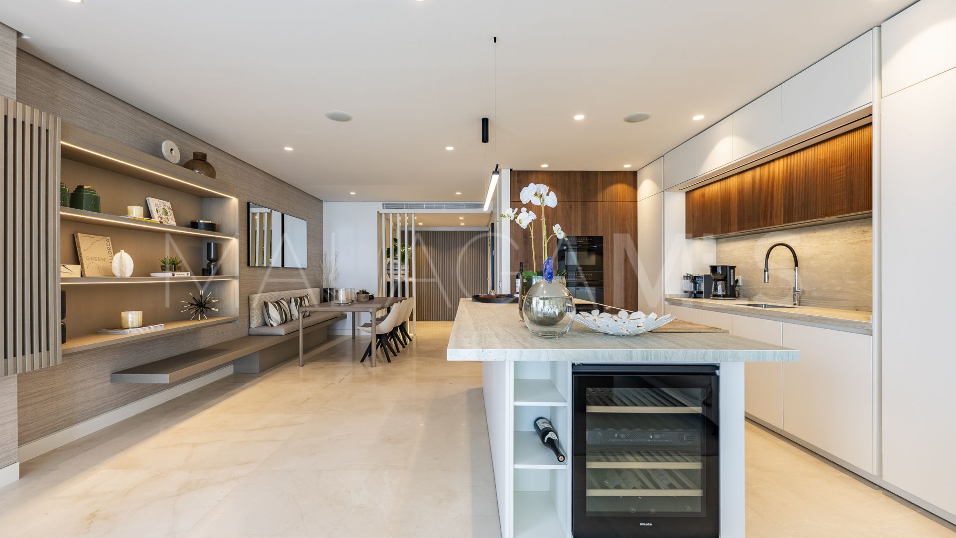 Apartamento planta baja for sale in Marina Puente Romano