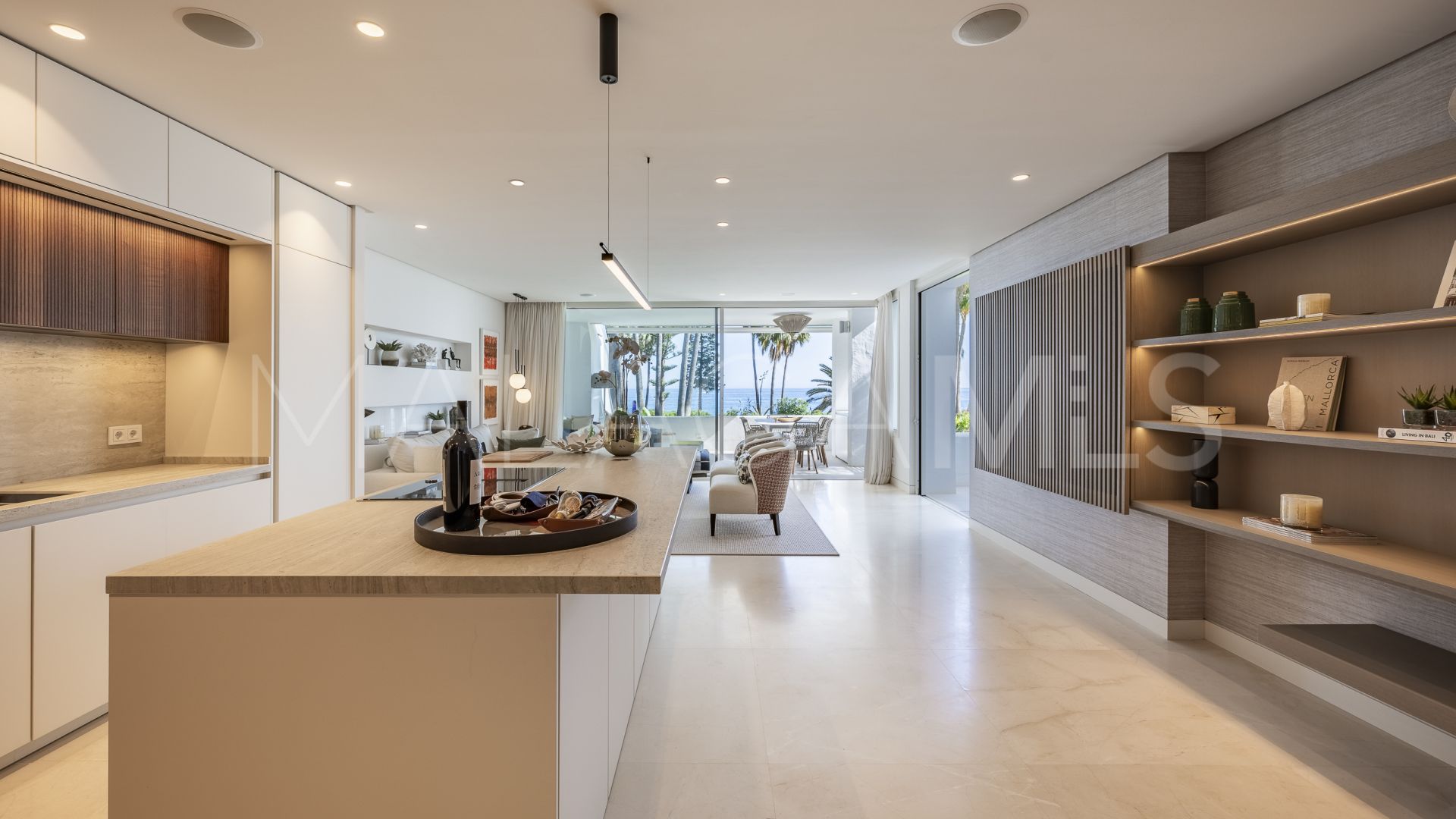 Apartamento planta baja for sale in Marina Puente Romano