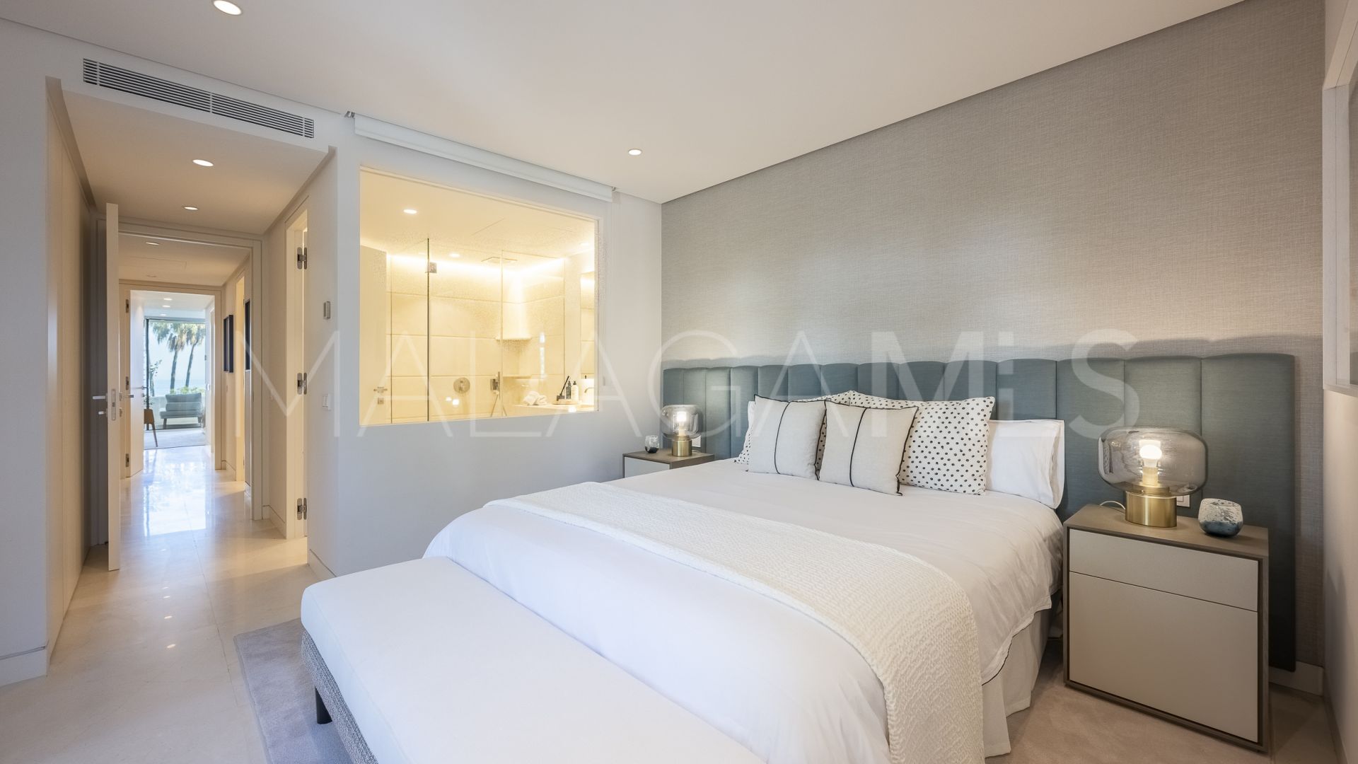 Apartamento planta baja for sale in Marina Puente Romano