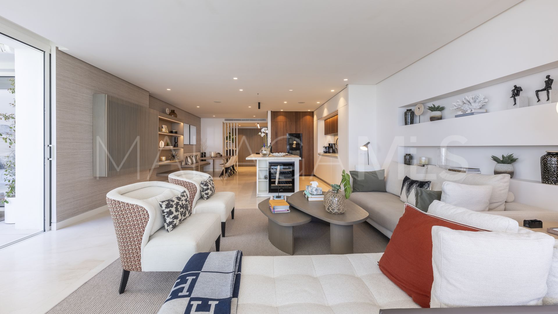 Apartamento planta baja for sale in Marina Puente Romano