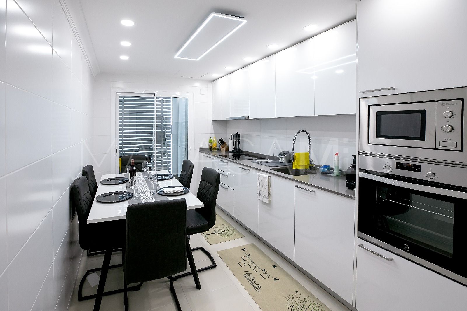 3 bedrooms apartment for sale in Nueva Andalucia