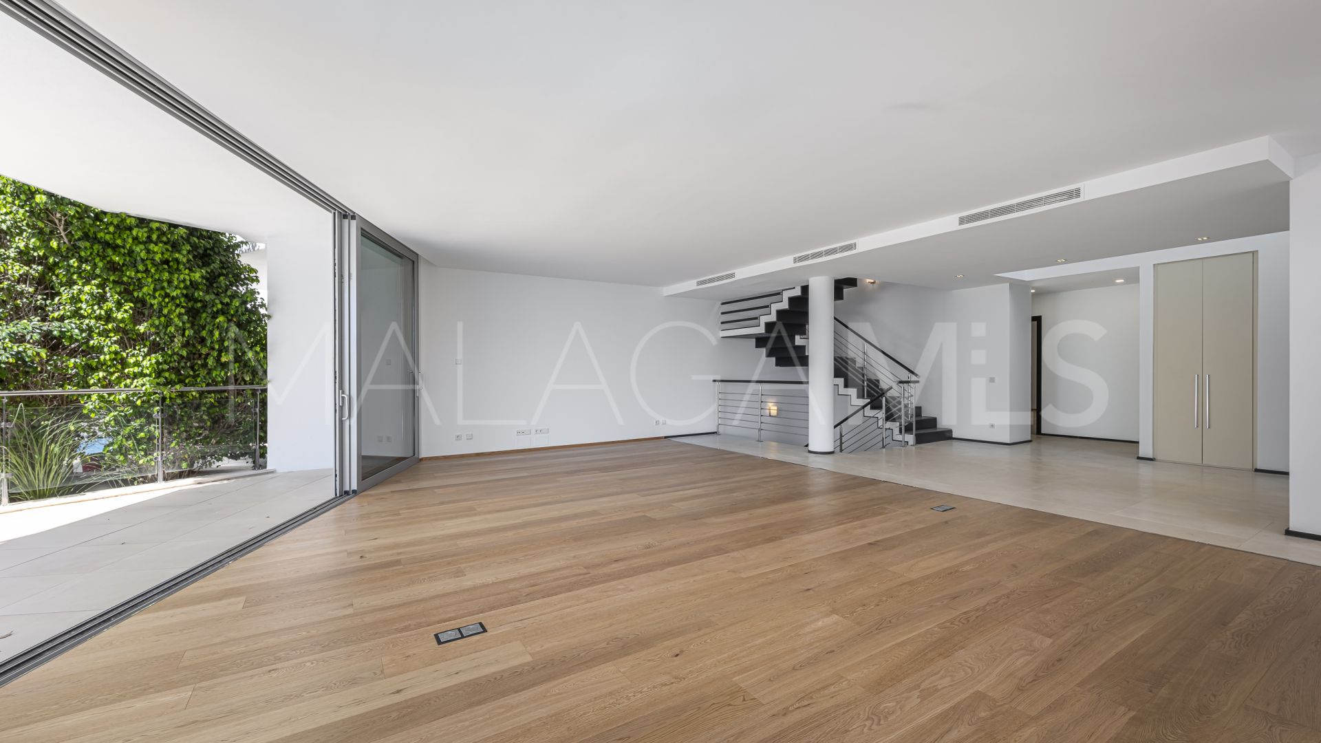 Maison de ville for sale in Meisho Hills