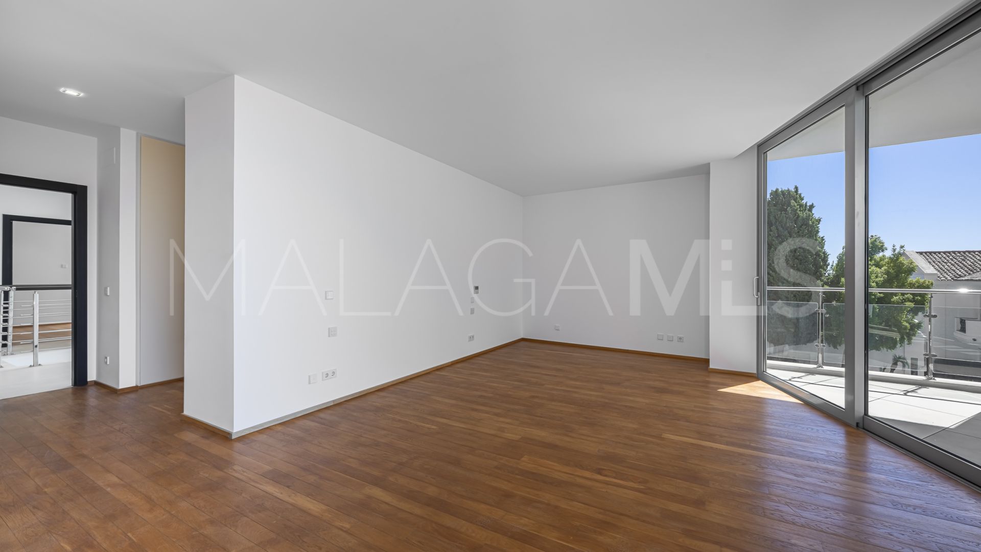 Maison de ville for sale in Meisho Hills