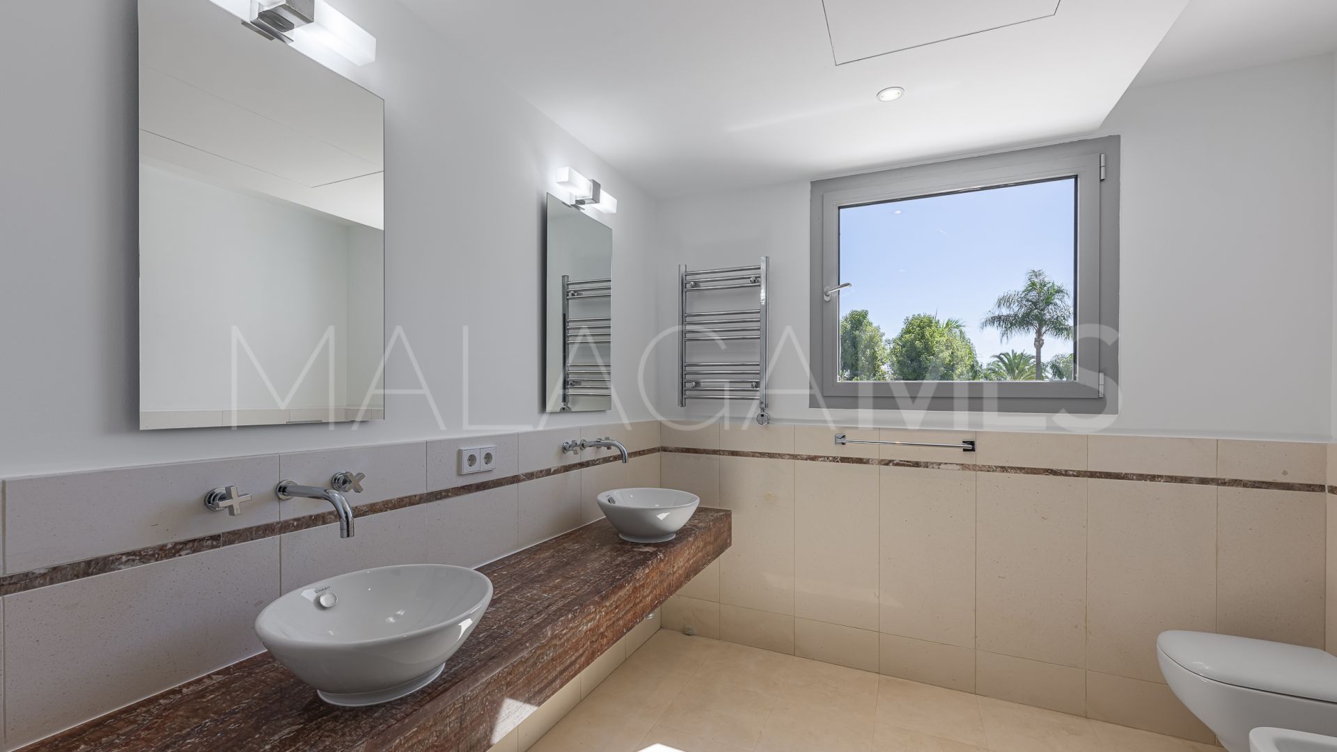 Maison de ville for sale in Meisho Hills