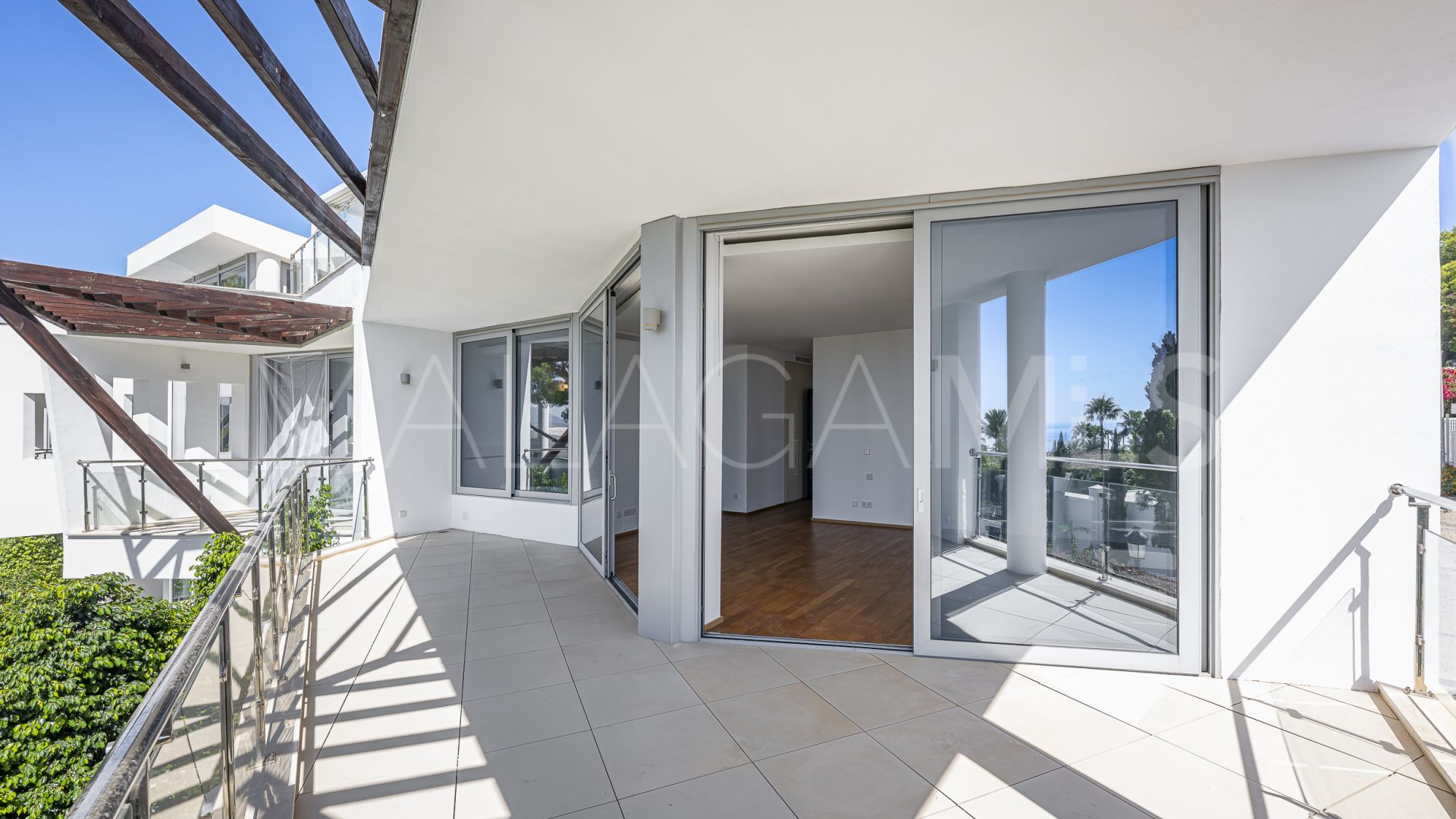 Maison de ville for sale in Meisho Hills