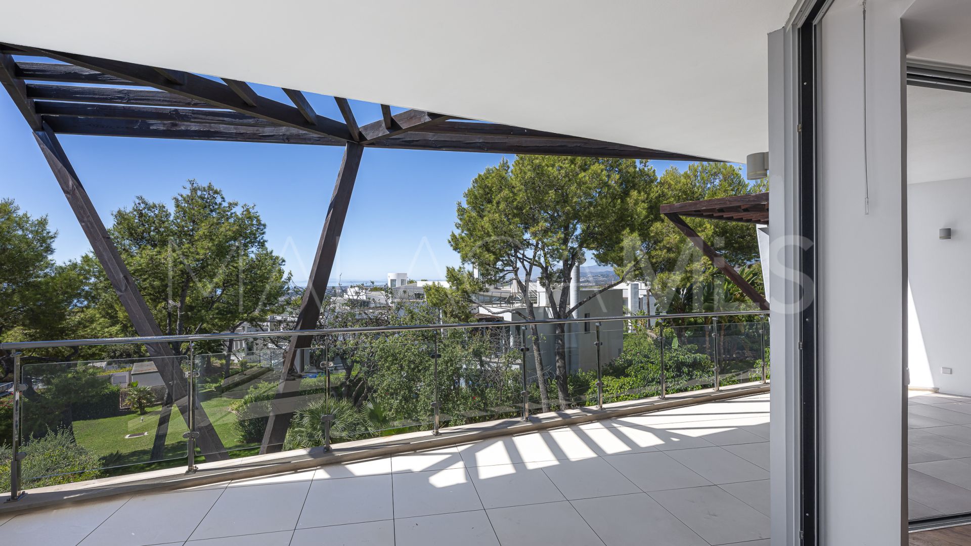 Maison de ville for sale in Meisho Hills