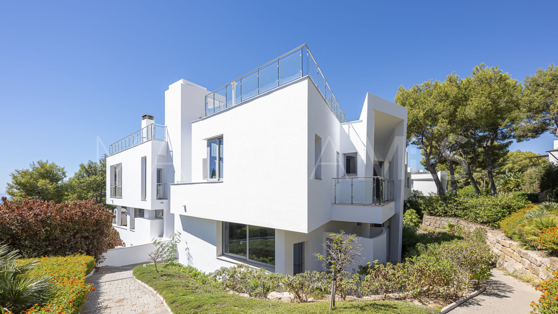 Maison de ville for sale in Meisho Hills