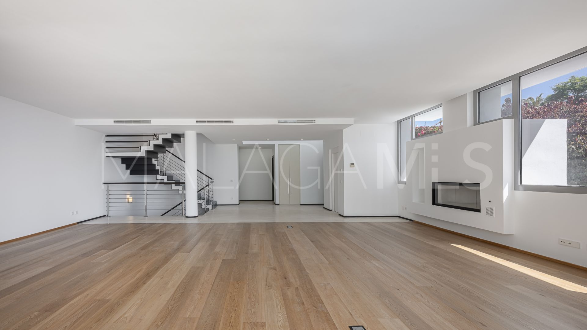 Maison de ville for sale in Meisho Hills