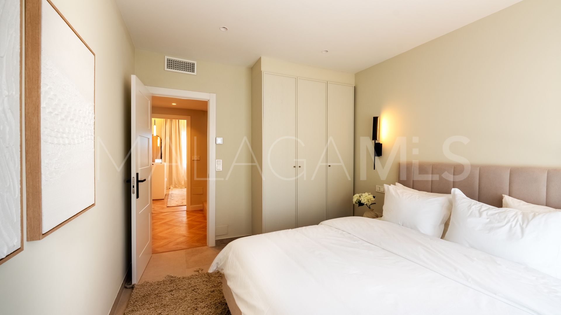 Radhus for sale in Marbella Golden Mile