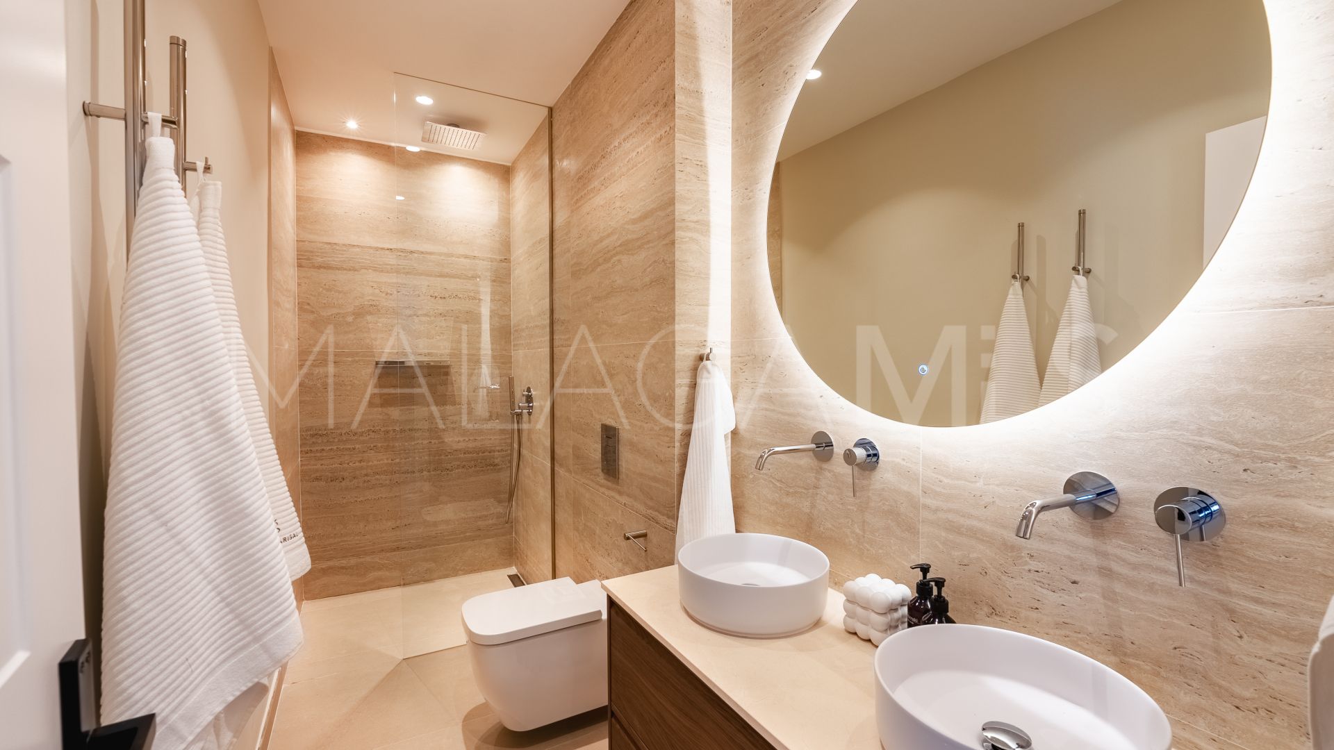 Radhus for sale in Marbella Golden Mile