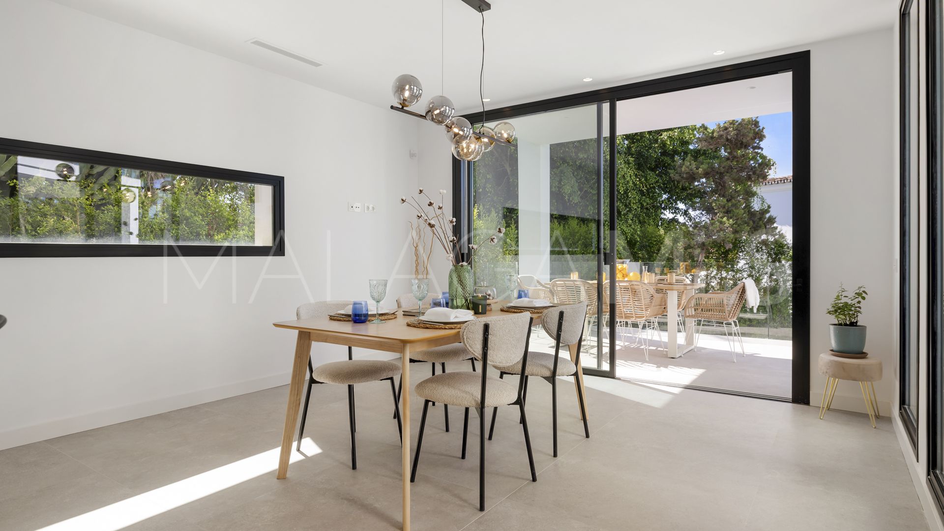 Villa with 5 bedrooms for sale in Marbesa