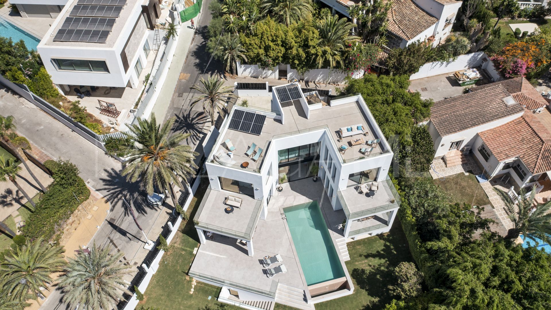Villa with 5 bedrooms for sale in Marbesa
