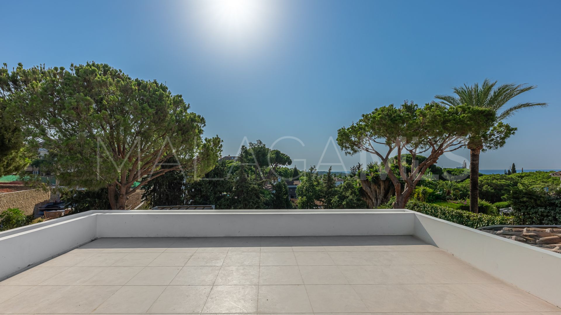 4 bedrooms villa for sale in Elviria