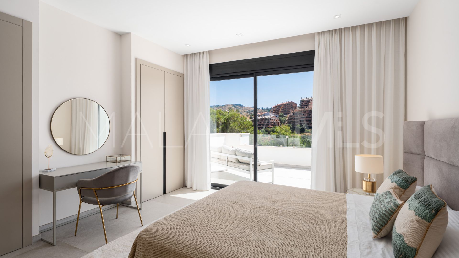 Se vende villa in Santa Maria Golf