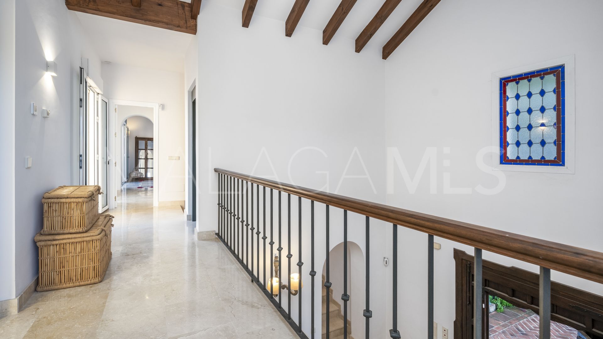 Los Altos de los Monteros, villa a la venta