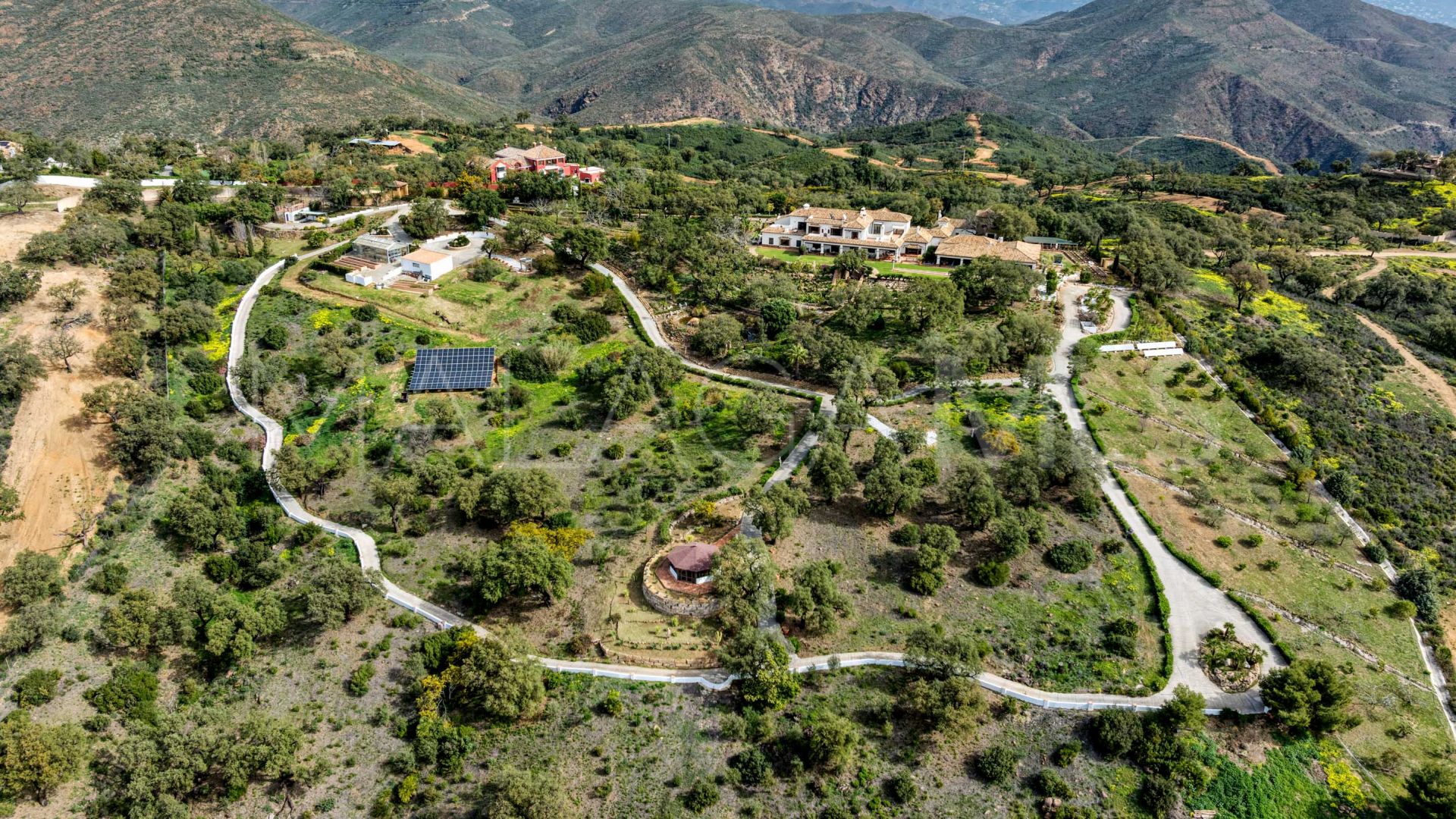 Villa with 7 bedrooms for sale in La Mairena