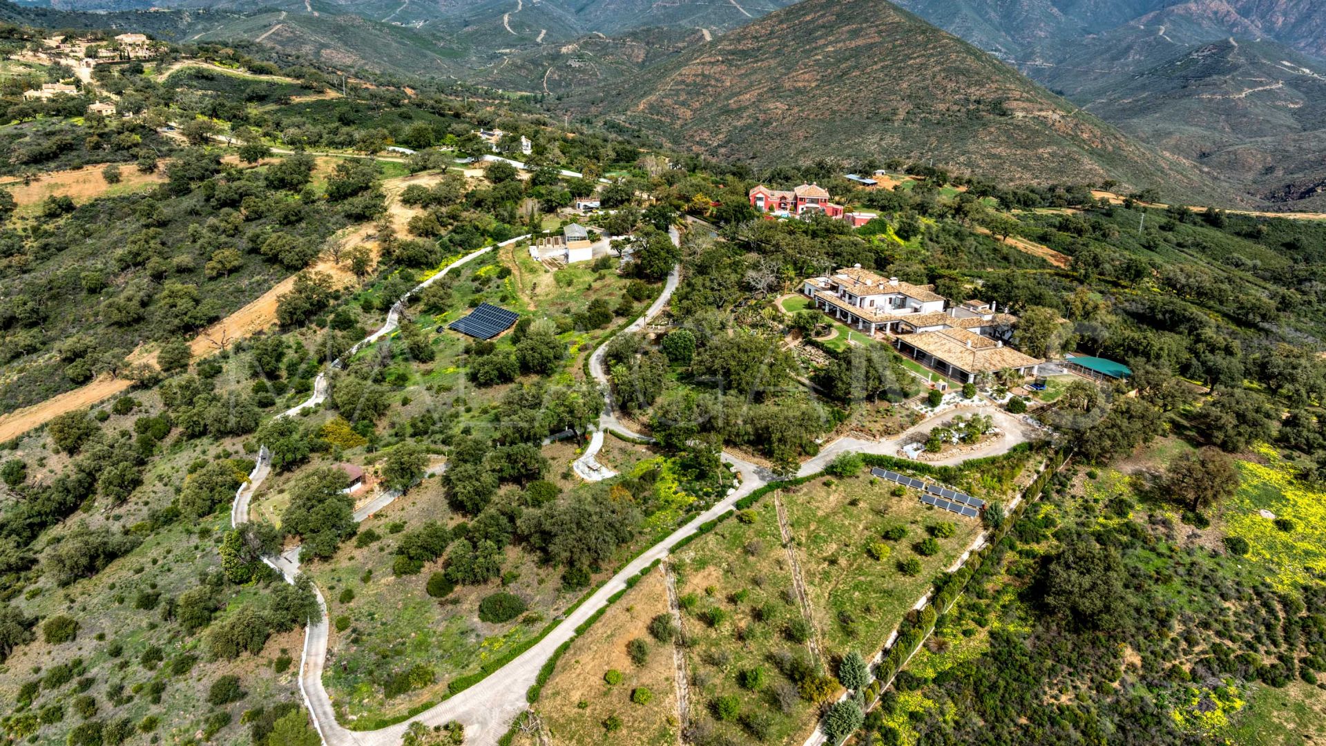 Villa with 7 bedrooms for sale in La Mairena
