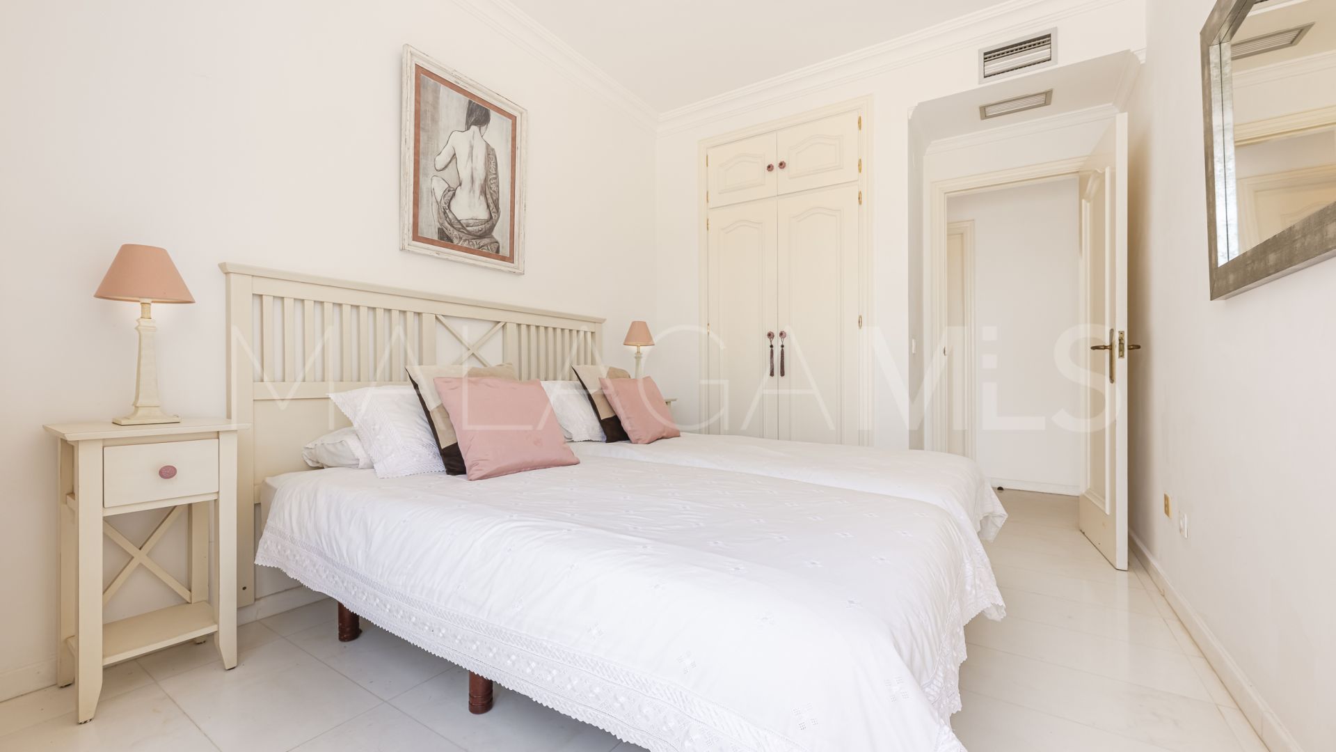 Se vende apartamento de 2 bedrooms in Ancon Sierra IV