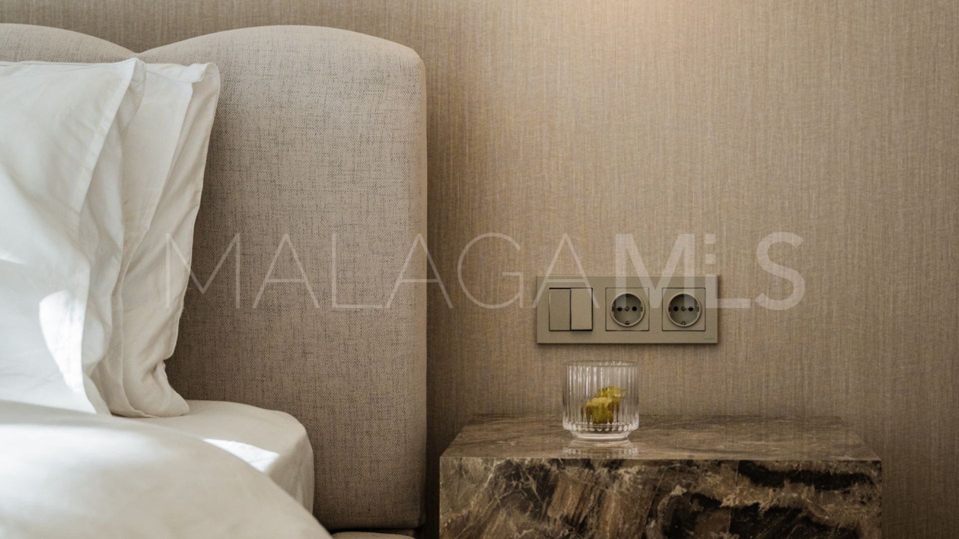 Marbella Golden Mile, pareado de 4 bedrooms a la venta