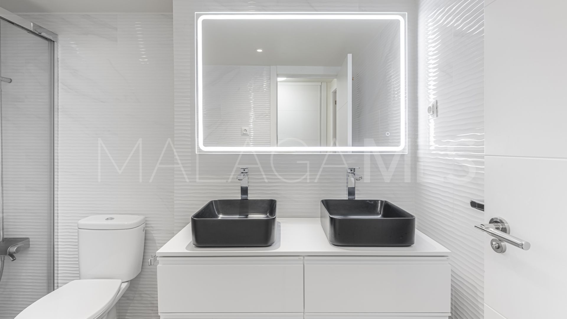 Markplanslägenhet for sale in Jardines de las Lomas