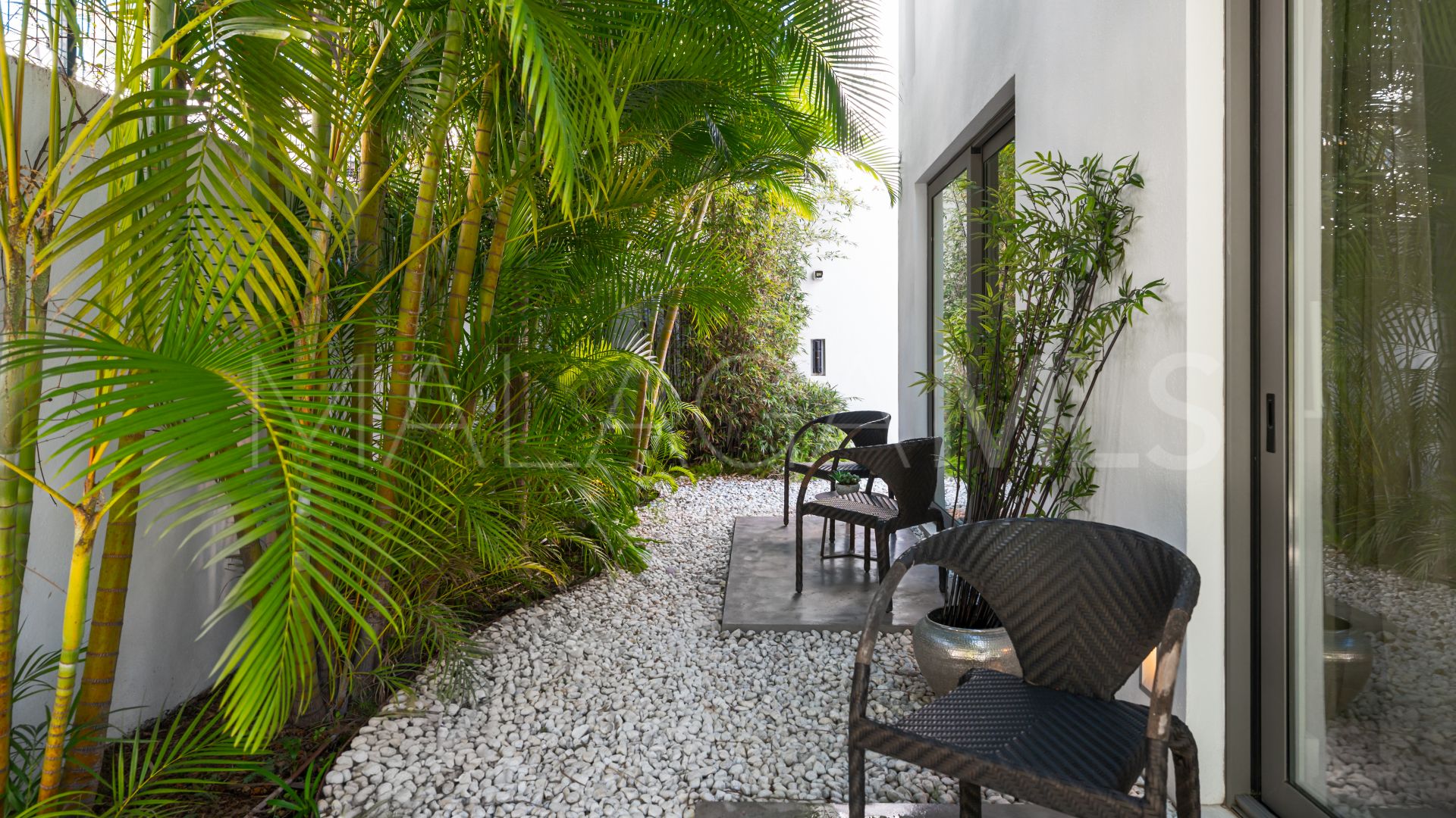 Puente Romano 4 bedrooms semi detached villa for sale