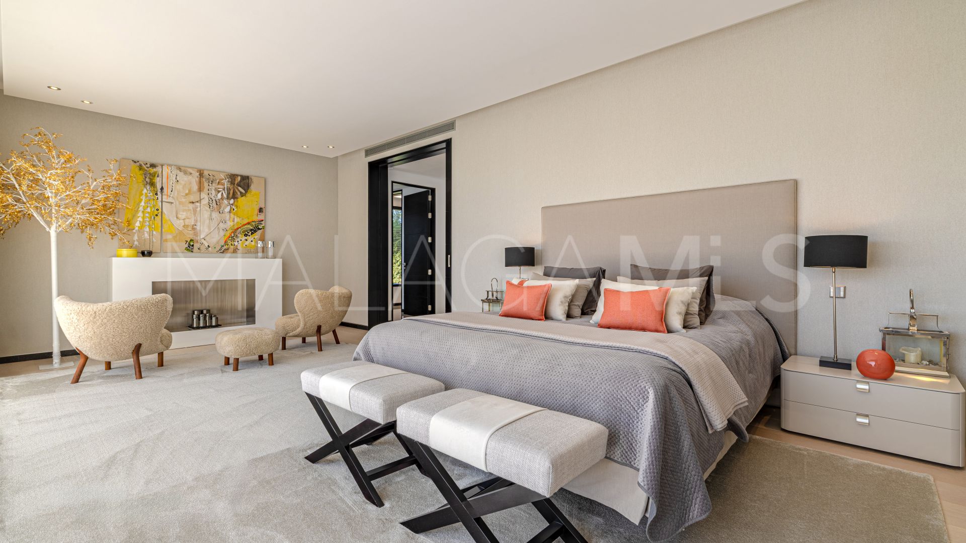 Villa for sale in Guadalmina Baja