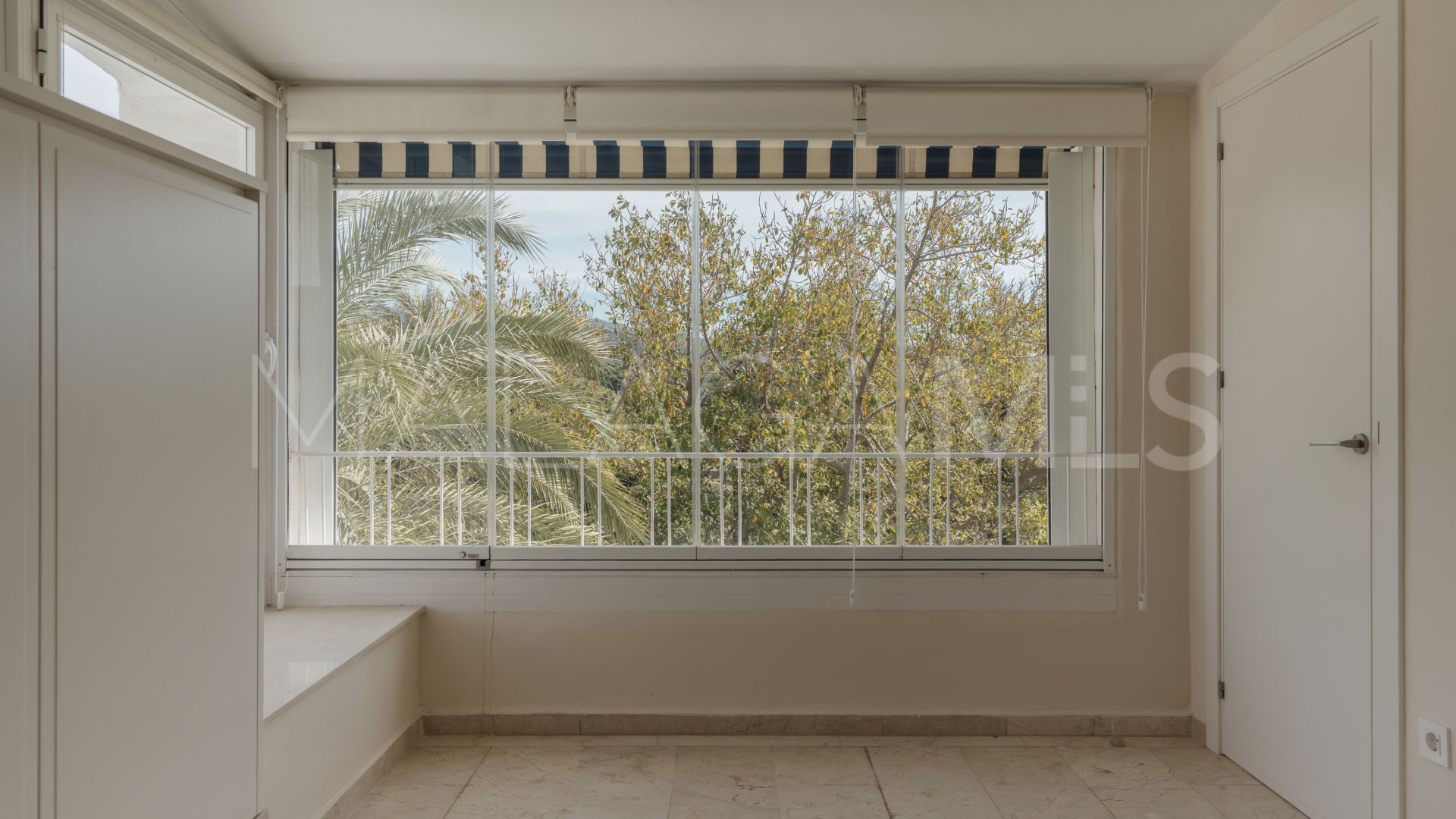 Takvåning for sale in Rio Real