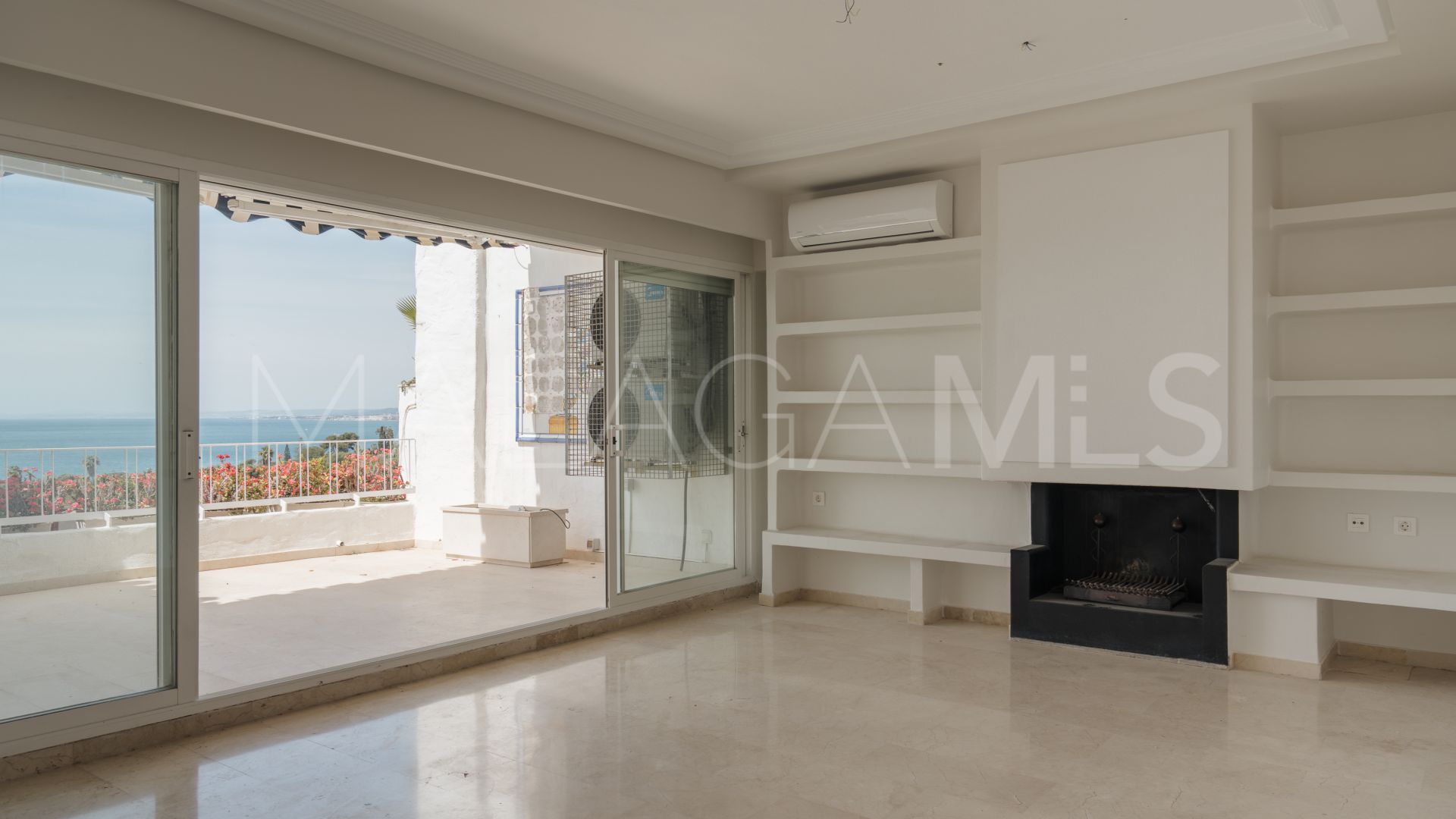 Takvåning for sale in Rio Real